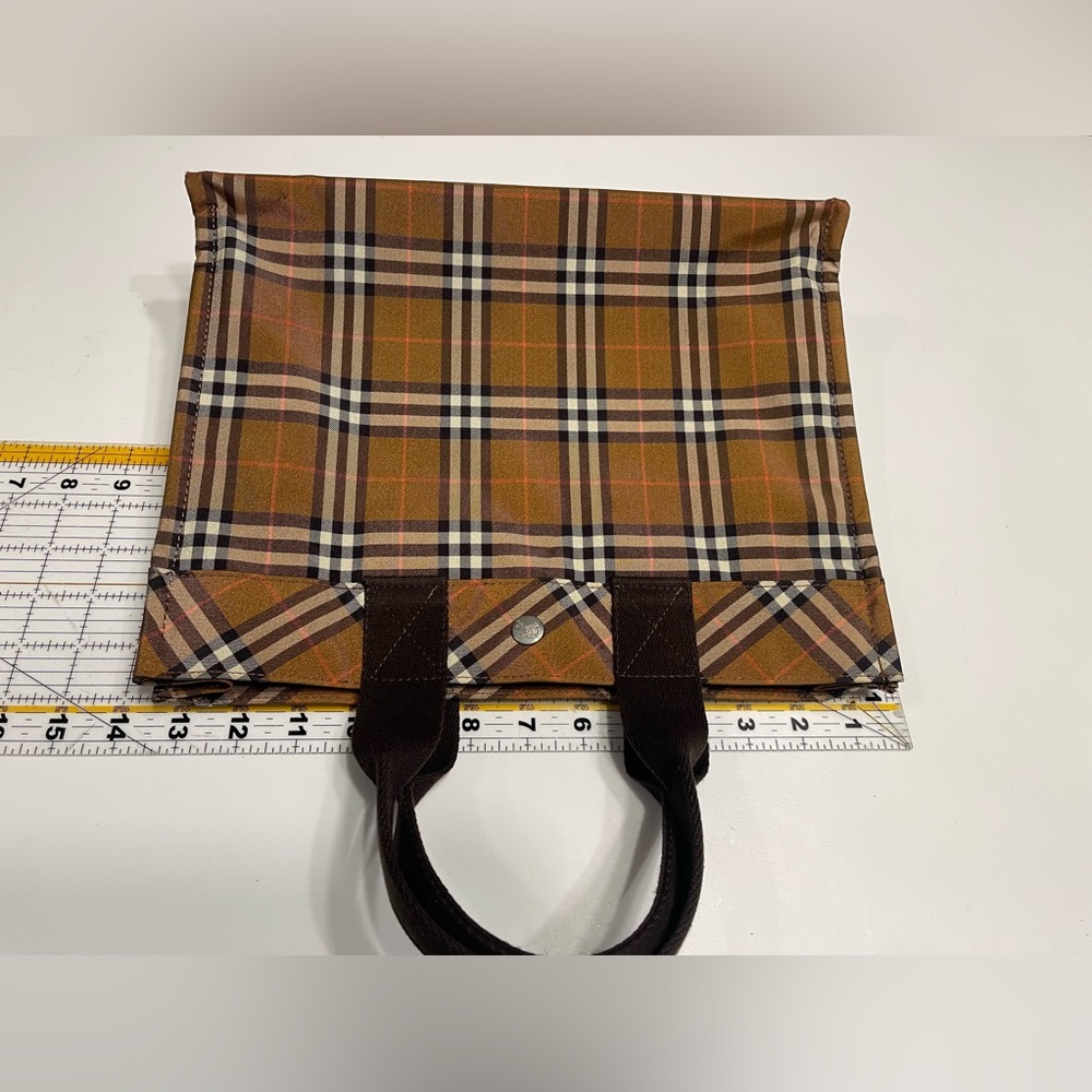 Burberry Tote - Picture 8 of 10